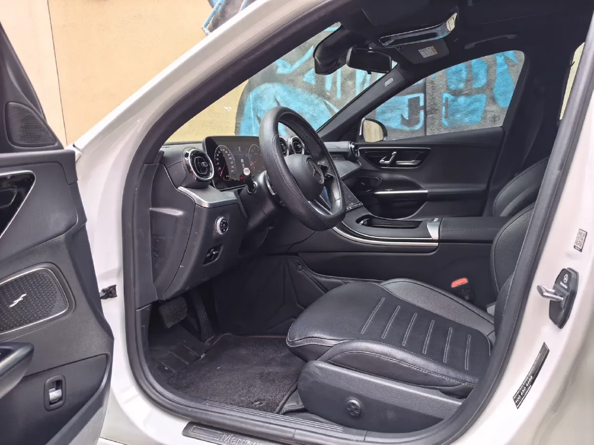 2022 Mercedes-Benz C Class 1.5T 170HP L4 9AT,autocango,china used car exporter,china ev exporter,chinese used car exporter,chinese used ev exporter