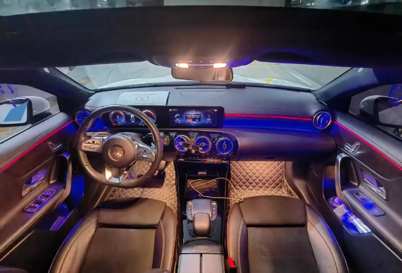 2022 Mercedes-Benz A Class 1.3T 163HP L4 7DCT,autocango,china used car exporter,china ev exporter,chinese used car exporter,chinese used ev exporter