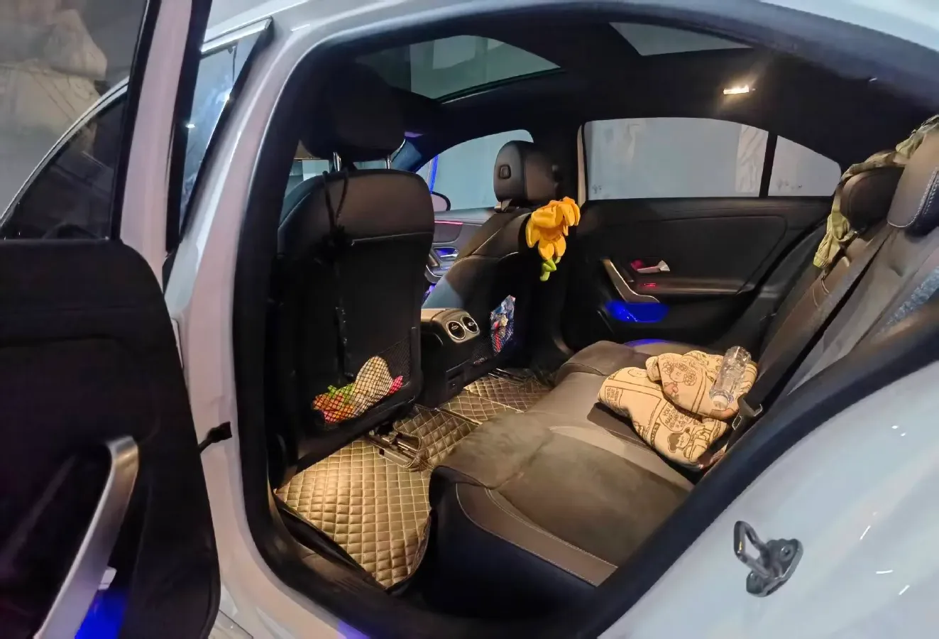 2022 Mercedes-Benz A Class 1.3T 163HP L4 7DCT,autocango,china used car exporter,china ev exporter,chinese used car exporter,chinese used ev exporter