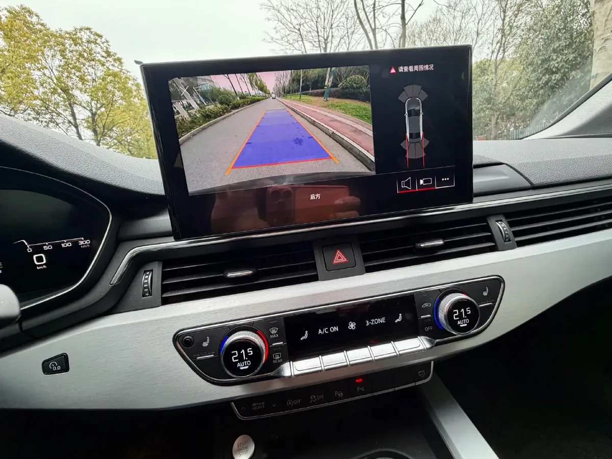 2021 Audi A4L 2.0T 190HP L4 7DCT,autocango,china used car exporter,china ev exporter,chinese used car exporter,chinese used ev exporter