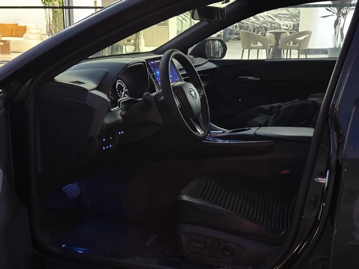 2022 Toyota Avalon 2.5L 178HP L4 E-CVT Hybrid,autocango,china used car exporter,china ev exporter,chinese used car exporter,chinese used ev exporter