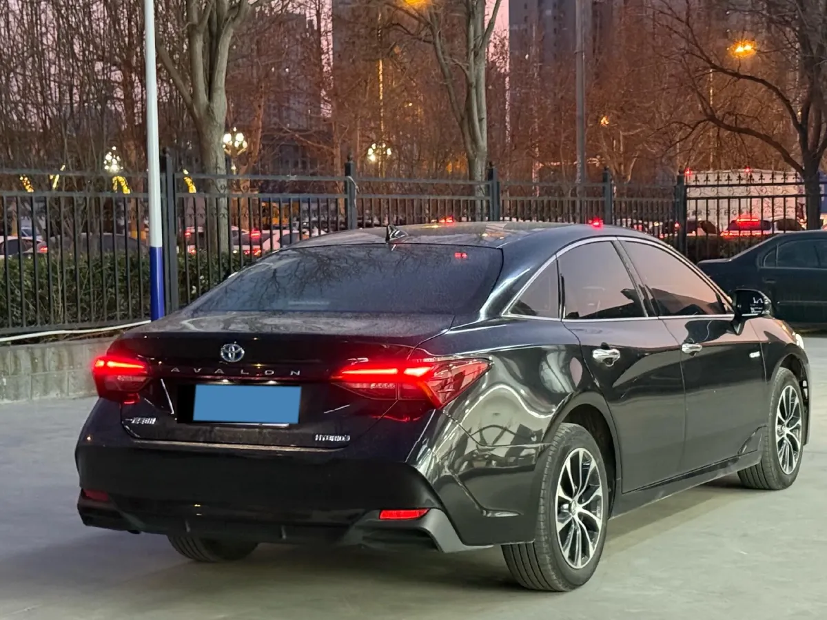 2022 Toyota Avalon 2.5L 178HP L4 E-CVT Hybrid,autocango,china used car exporter,china ev exporter,chinese used car exporter,chinese used ev exporter