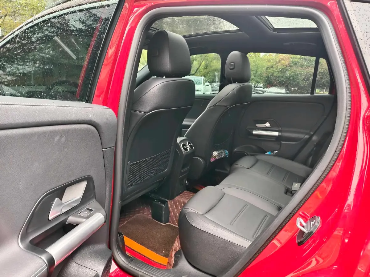 2023 Mercedes-Benz GLA Class 1.3T 163HP L4 7DCT,autocango,china used car exporter,china ev exporter,chinese used car exporter,chinese used ev exporter