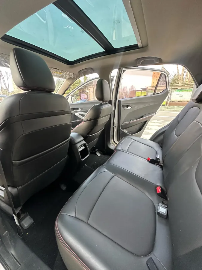 2021 BaoJun 510 1.5L 99HP L4 CVT,autocango,china used car exporter,china ev exporter,chinese used car exporter,chinese used ev exporter