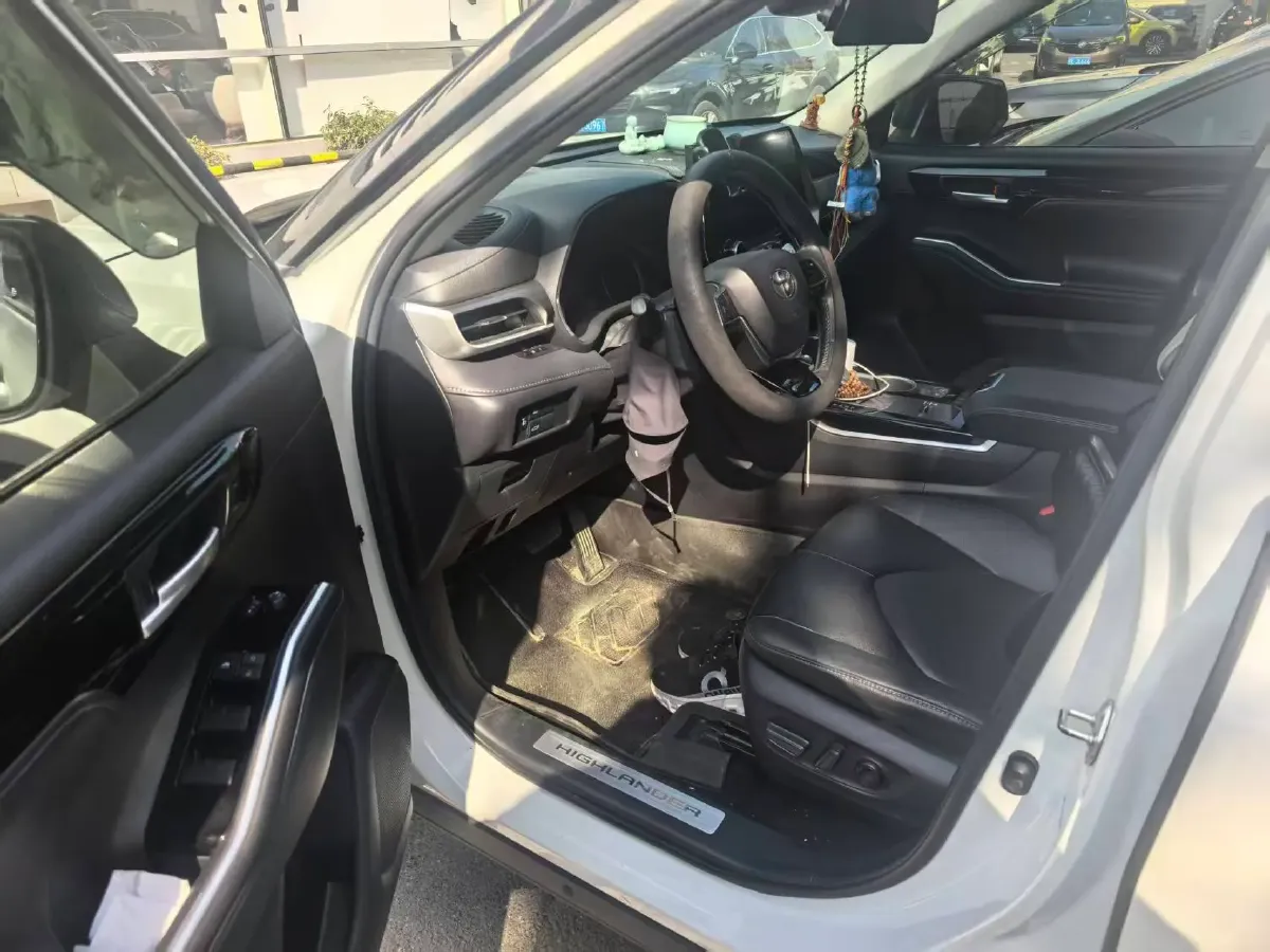 2022 Toyota Highlander 2.5L 192HP L4 E-CVT Hybrid,autocango,china used car exporter,china ev exporter,chinese used car exporter,chinese used ev exporter