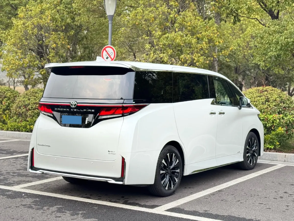 2024 Toyota Vellfire 2.5L 190HP L4 E-CVT Hybrid,autocango,china used car exporter,china ev exporter,chinese used car exporter,chinese used ev exporter