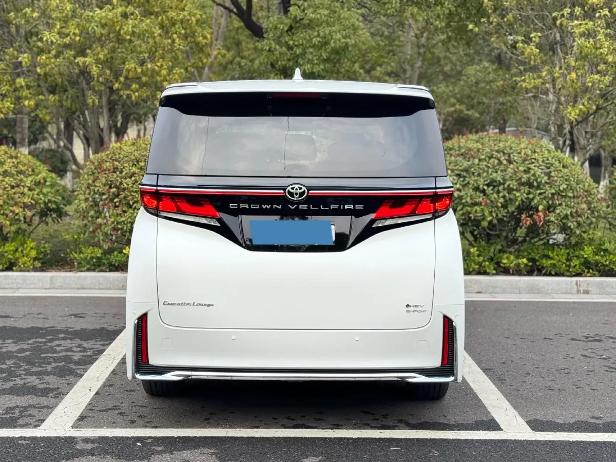 2024 Toyota Vellfire 2.5L 190HP L4 E-CVT Hybrid,autocango,china used car exporter,china ev exporter,chinese used car exporter,chinese used ev exporter