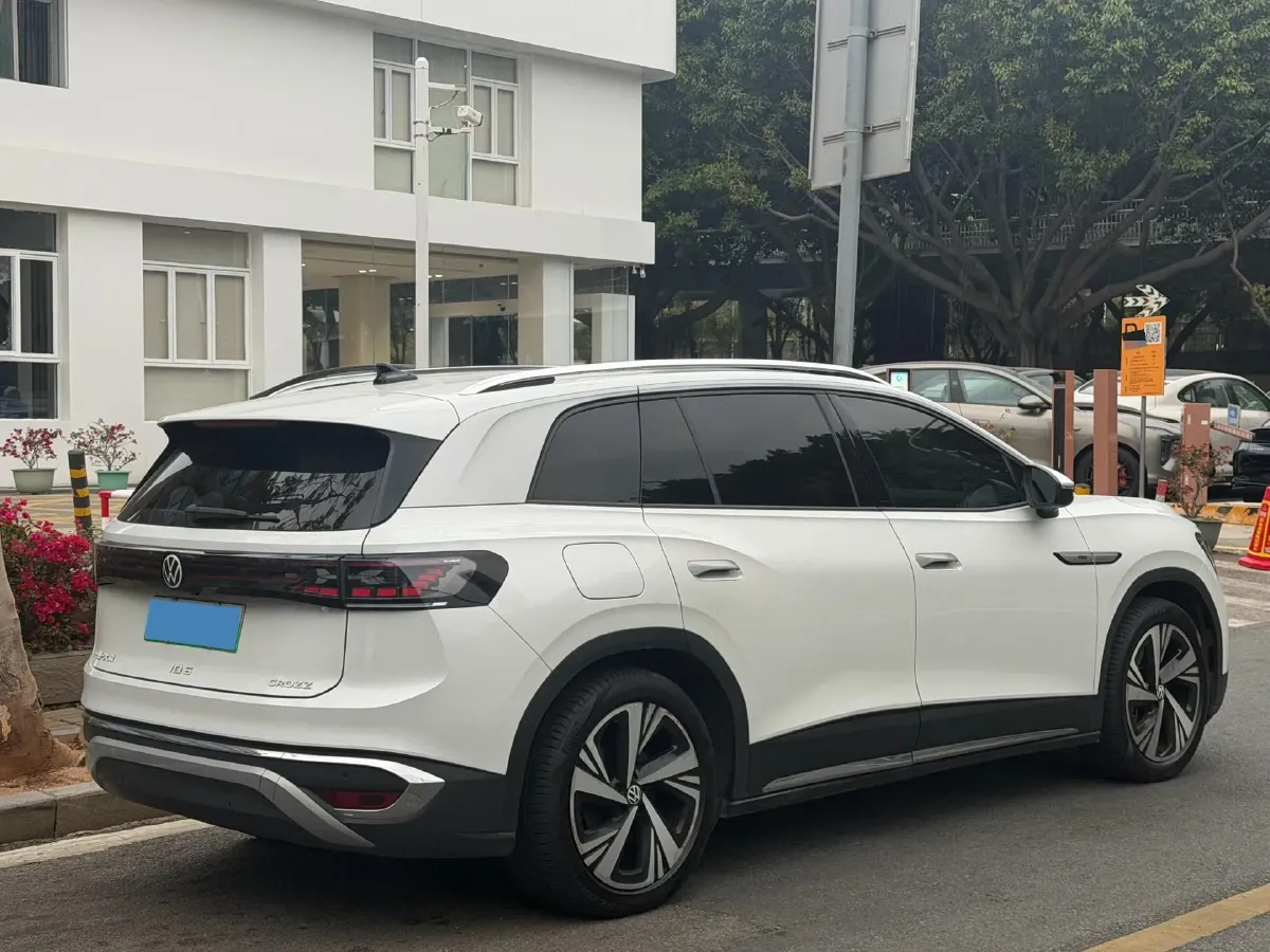 2021 Volkswagen ID.6 Crozz BEV 84.8KWH,autocango,china used car exporter,china ev exporter,chinese used car exporter,chinese used ev exporter