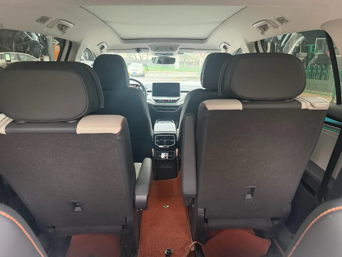 2021 Volkswagen ID.6 Crozz BEV 84.8KWH,autocango,china used car exporter,china ev exporter,chinese used car exporter,chinese used ev exporter