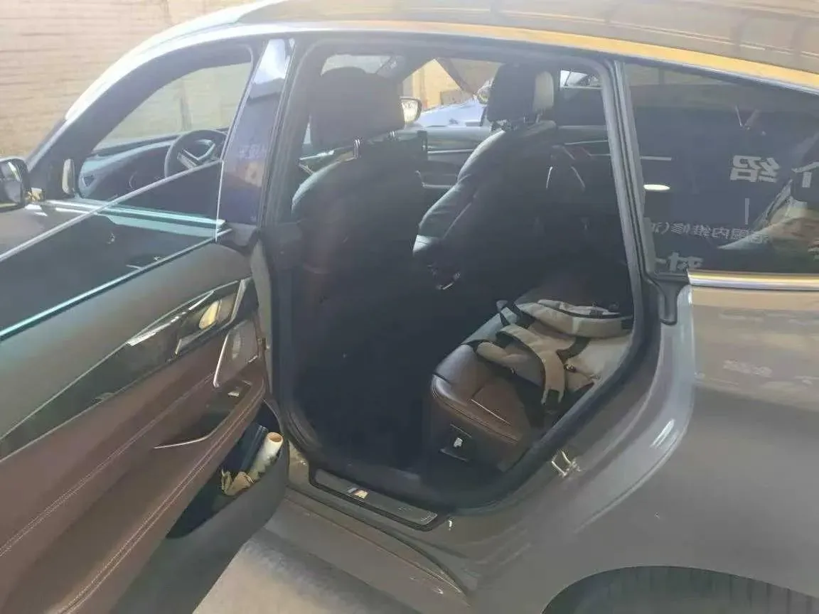 2021 BMW 6 Series GT 2.0T 258HP L4 8AT,autocango,china used car exporter,china ev exporter,chinese used car exporter,chinese used ev exporter