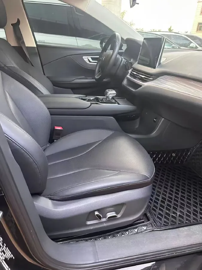 2023 HongQi E-QM5 BEV 82KWH,autocango,china used car exporter,china ev exporter,chinese used car exporter,chinese used ev exporter