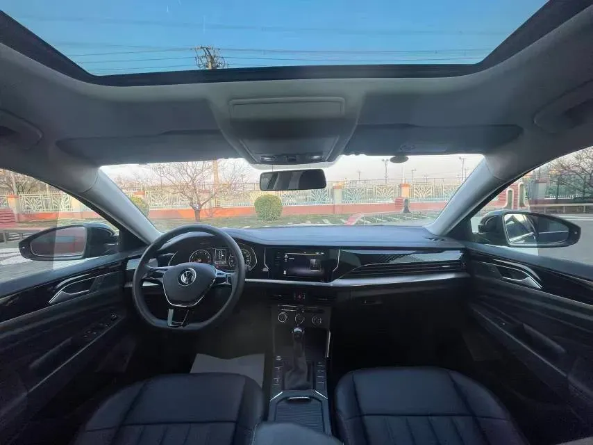 2020 Volkswagen Passat 1.4T 150HP L4 7DCT,autocango,china used car exporter,china ev exporter,chinese used car exporter,chinese used ev exporter