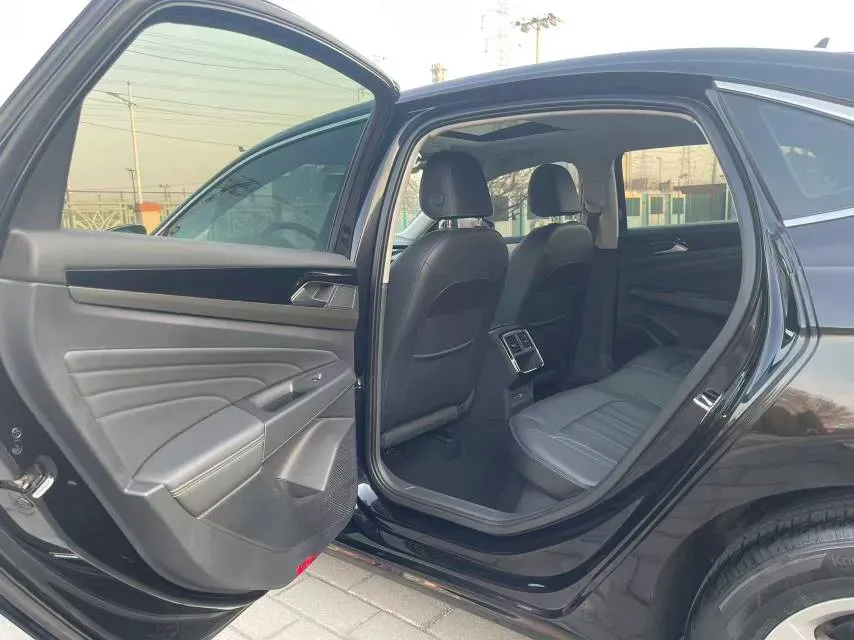 2020 Volkswagen Passat 1.4T 150HP L4 7DCT,autocango,china used car exporter,china ev exporter,chinese used car exporter,chinese used ev exporter