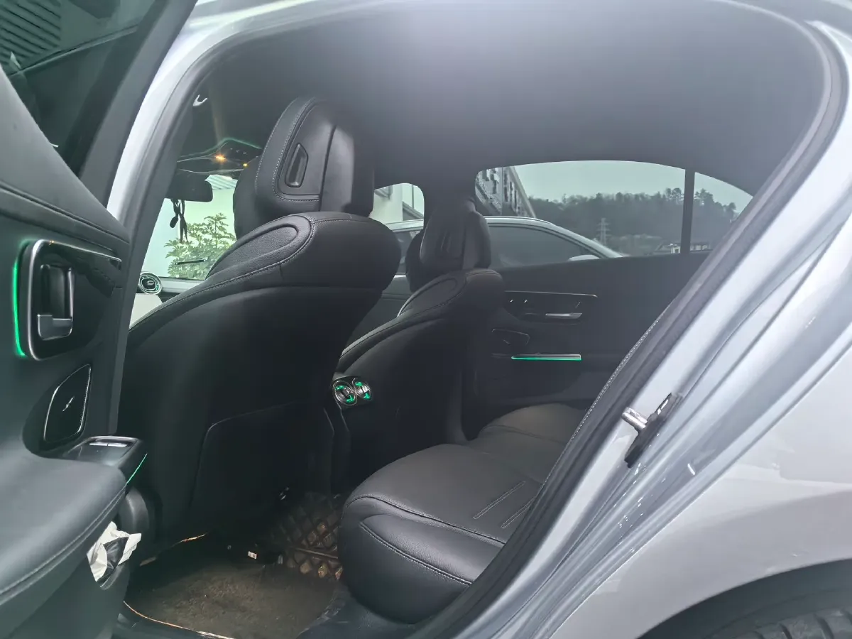 2024 Mercedes-Benz C Class 1.5T 204HP L4 9AT,autocango,china used car exporter,china ev exporter,chinese used car exporter,chinese used ev exporter