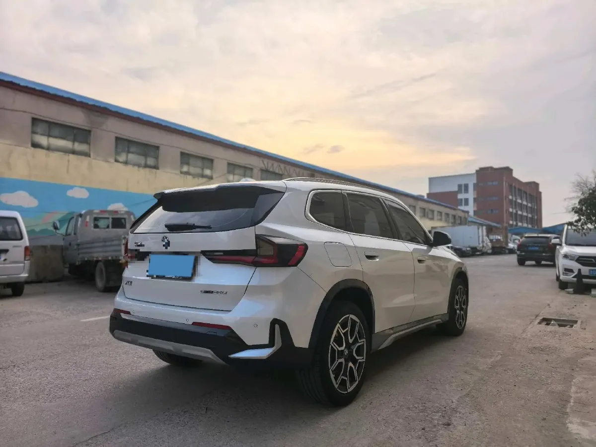 2024 BMW X1 2.0T 204HP L4 7DCT,autocango,china used car exporter,china ev exporter,chinese used car exporter,chinese used ev exporter