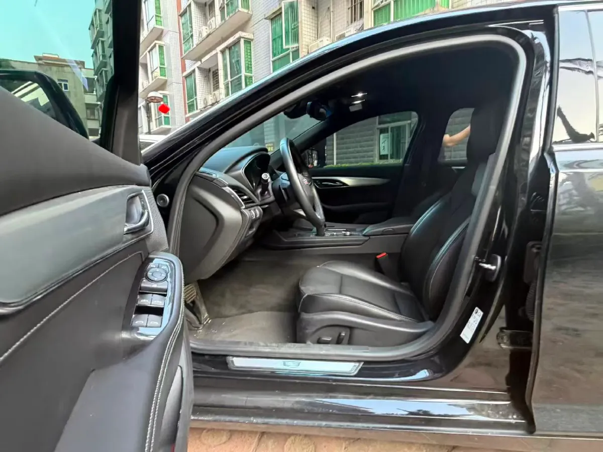 2022 Cadillac CT5 2.0T 237HP L4 10AT,autocango,china used car exporter,china ev exporter,chinese used car exporter,chinese used ev exporter