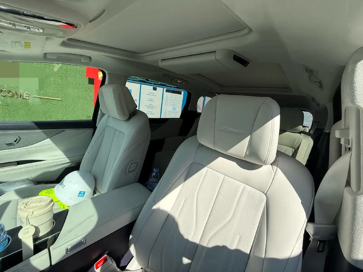 2026 Buick GL8 2.0T 237HP L4 9AT,autocango,china used car exporter,china ev exporter,chinese used car exporter,chinese used ev exporter