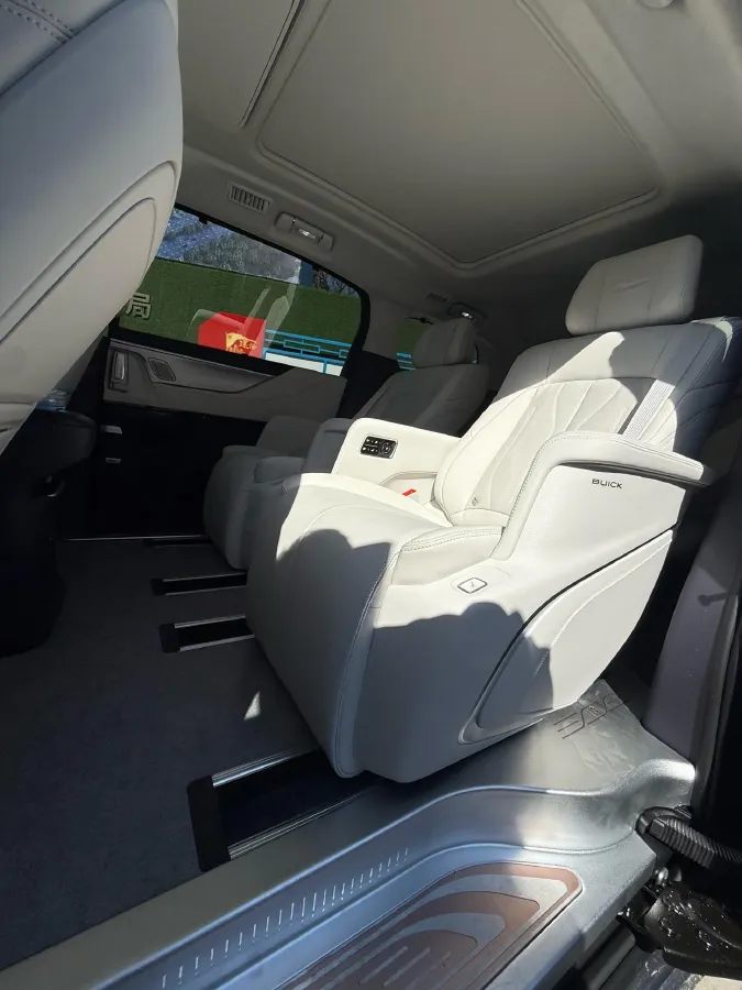 2026 Buick GL8 2.0T 237HP L4 9AT,autocango,china used car exporter,china ev exporter,chinese used car exporter,chinese used ev exporter