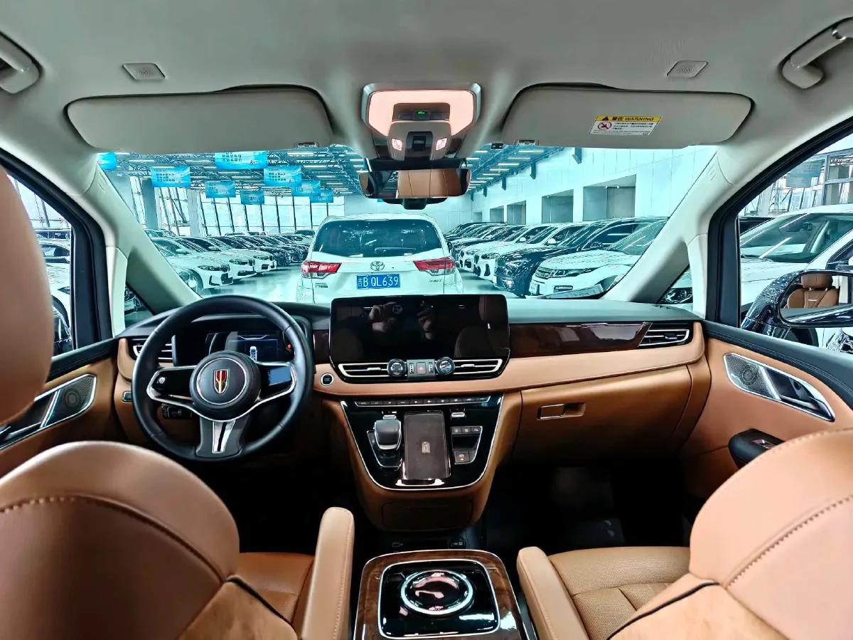 2023 HongQi HQ9 2.0T 252HP L4 8AT,autocango,china used car exporter,china ev exporter,chinese used car exporter,chinese used ev exporter