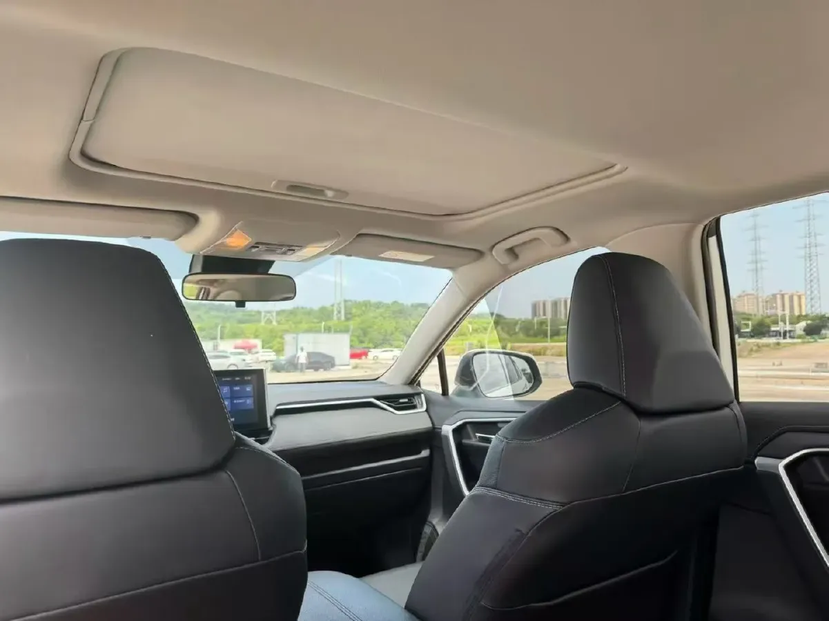 2022 Toyota RAV4 2.0L 171HP L4 CVT,autocango,china used car exporter,china ev exporter,chinese used car exporter,chinese used ev exporter