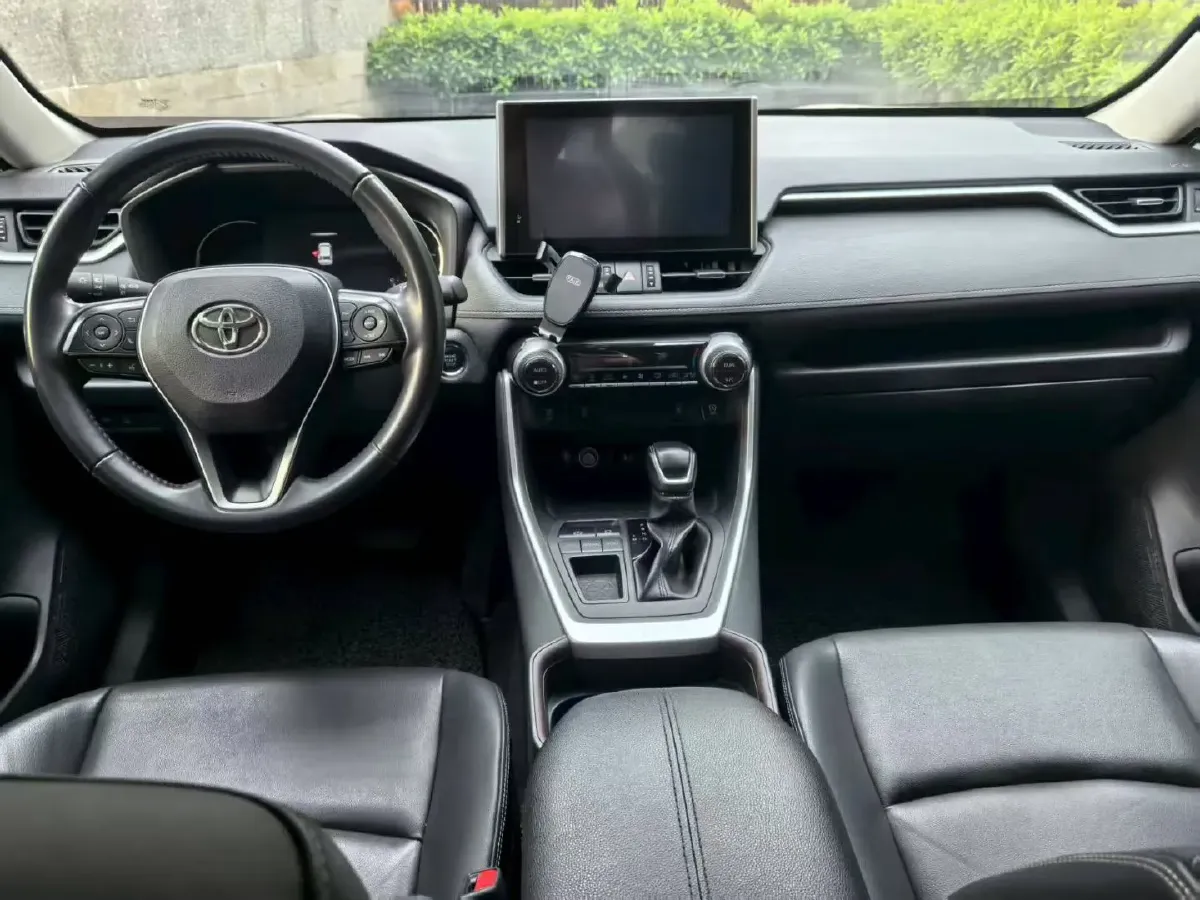 2022 Toyota RAV4 2.0L 171HP L4 CVT,autocango,china used car exporter,china ev exporter,chinese used car exporter,chinese used ev exporter