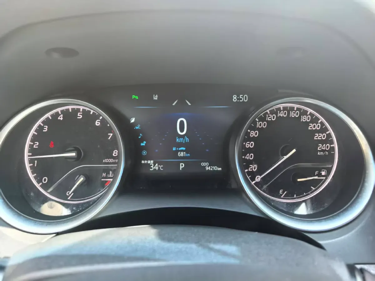 2023 Toyota Camry 2.0L 177HP L4 CVT,autocango,china used car exporter,china ev exporter,chinese used car exporter,chinese used ev exporter