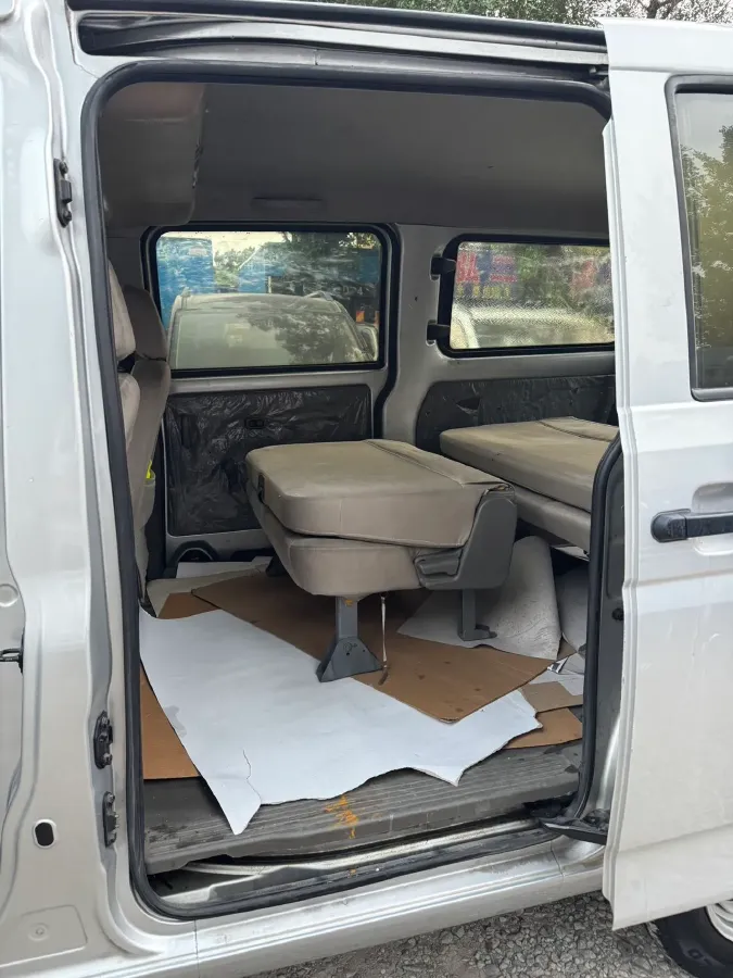 2016 WuLing RongGuang V 1.5L 112HP L4 5MT,autocango,china used car exporter,china ev exporter,chinese used car exporter,chinese used ev exporter