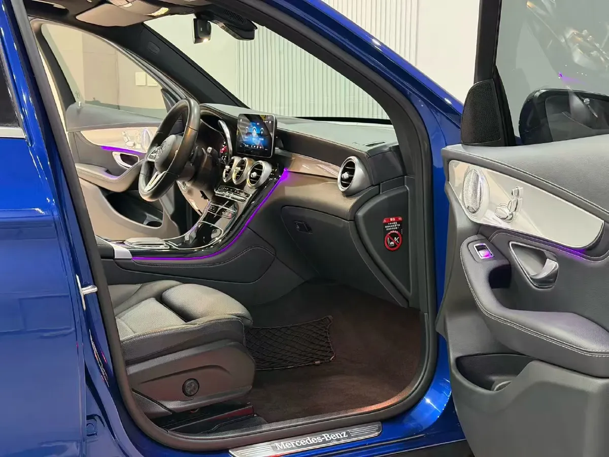 2020 Mercedes-Benz GLC Class 2.0T 197HP L4 9AT,autocango,china used car exporter,china ev exporter,chinese used car exporter,chinese used ev exporter