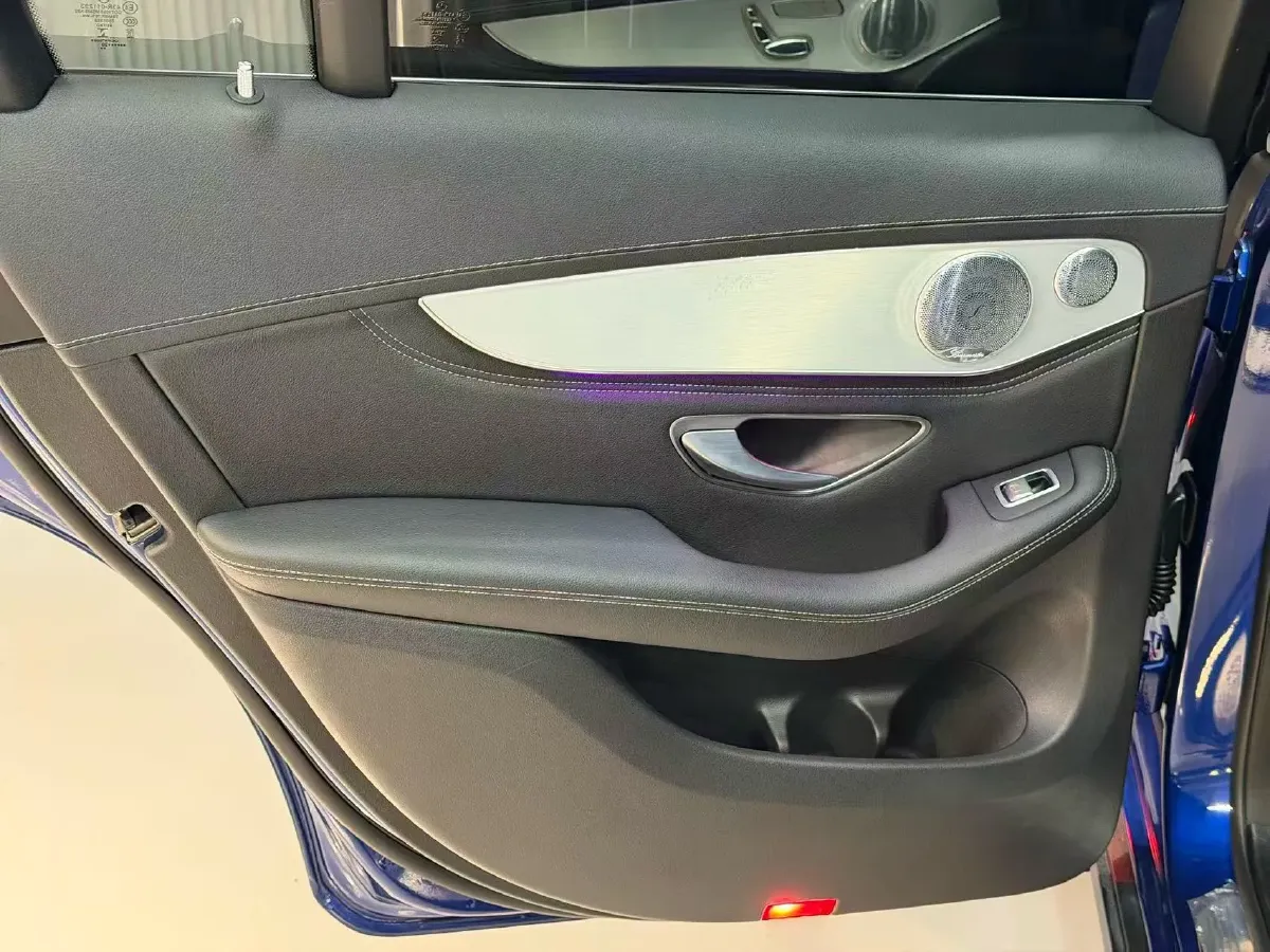 2020 Mercedes-Benz GLC Class 2.0T 197HP L4 9AT,autocango,china used car exporter,china ev exporter,chinese used car exporter,chinese used ev exporter