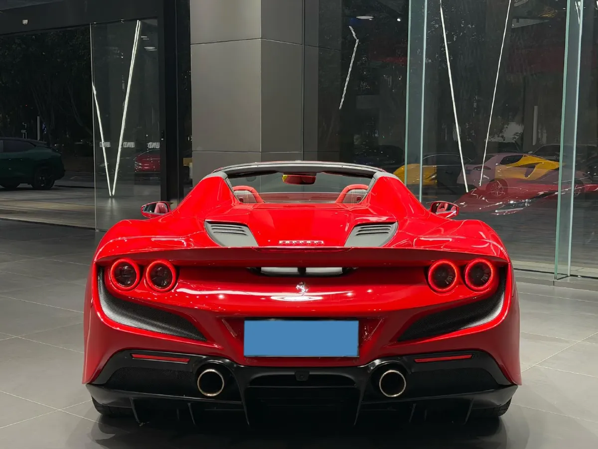 2020 Ferrari F8 3.9T 720HP V8 7DCT,autocango,china used car exporter,china ev exporter,chinese used car exporter,chinese used ev exporter