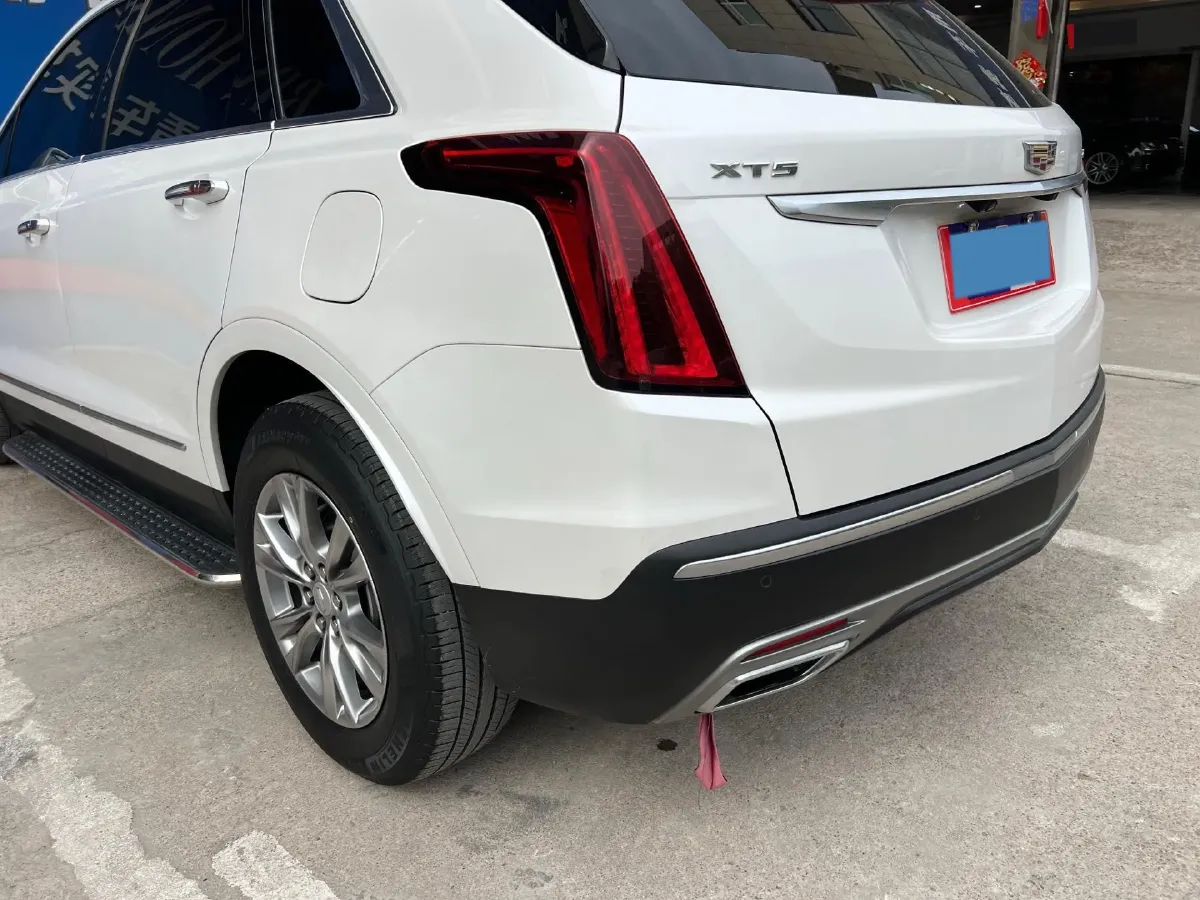 2022 Cadillac XT5 2.0T 237HP L4 9AT,autocango,china used car exporter,china ev exporter,chinese used car exporter,chinese used ev exporter