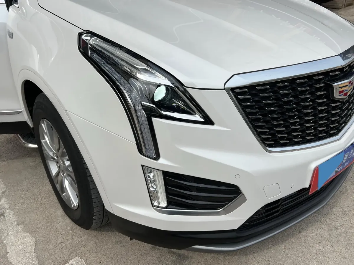 2022 Cadillac XT5 2.0T 237HP L4 9AT,autocango,china used car exporter,china ev exporter,chinese used car exporter,chinese used ev exporter