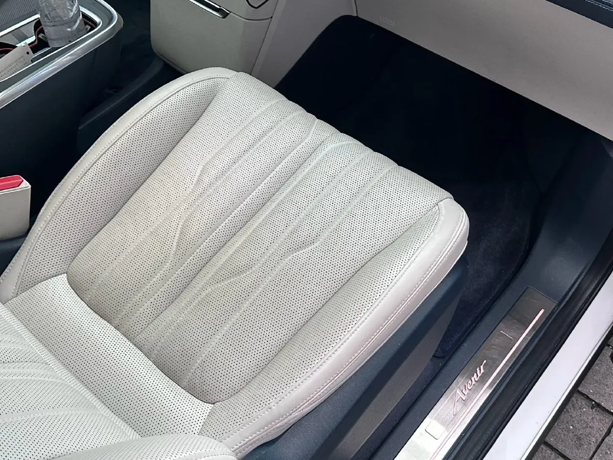 2023 Buick Century 2.0T 237HP L4 9AT,autocango,china used car exporter,china ev exporter,chinese used car exporter,chinese used ev exporter