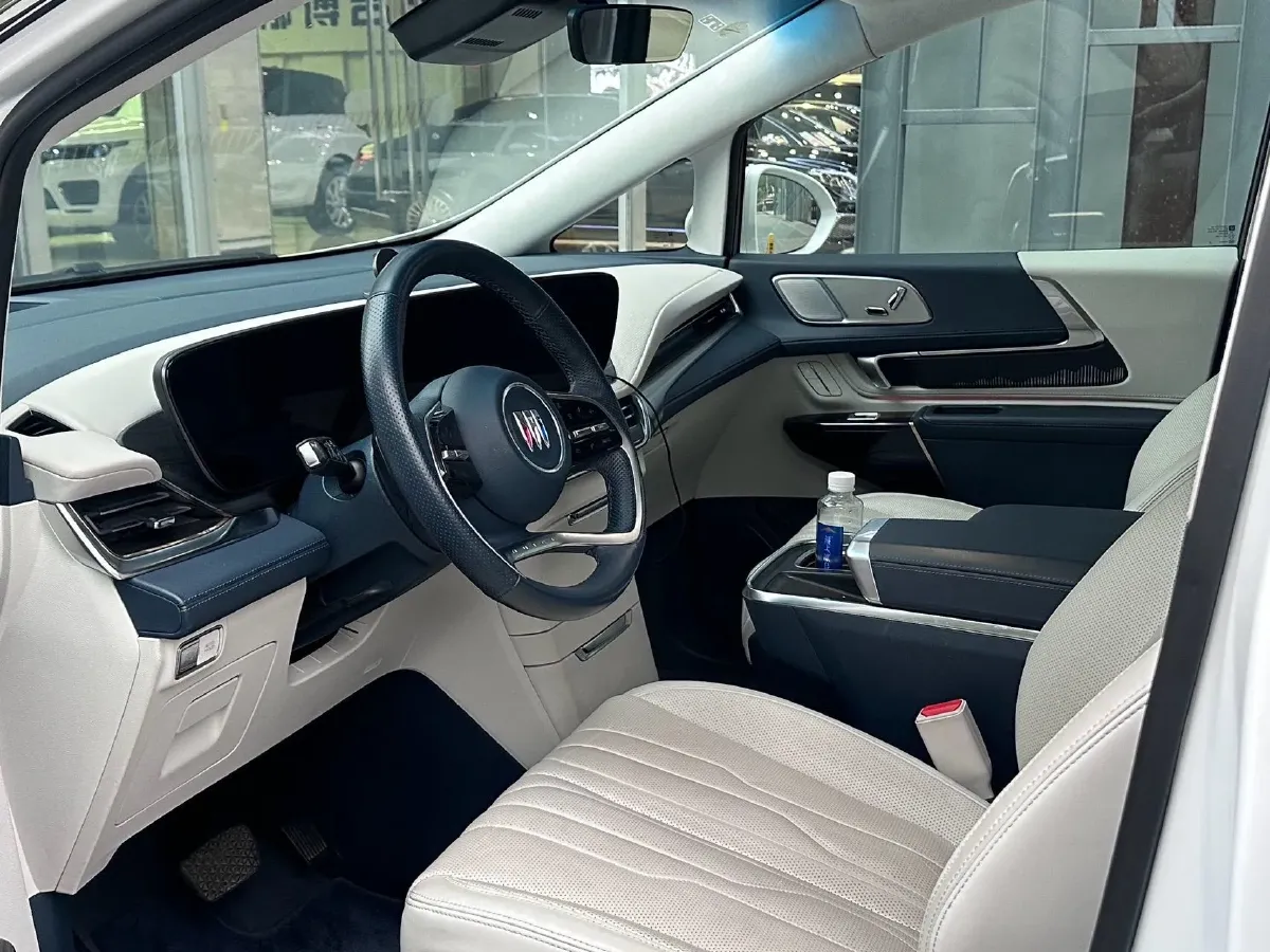 2023 Buick Century 2.0T 237HP L4 9AT,autocango,china used car exporter,china ev exporter,chinese used car exporter,chinese used ev exporter