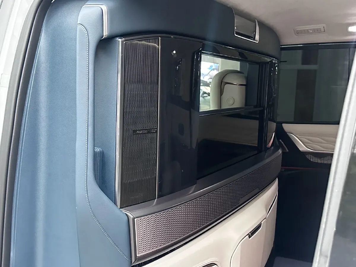 2023 Buick Century 2.0T 237HP L4 9AT,autocango,china used car exporter,china ev exporter,chinese used car exporter,chinese used ev exporter