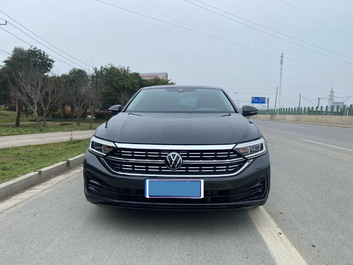 2023 Volkswagen Sagitar 1.5T 160HP L4 7DCT,autocango,china used car exporter,china ev exporter,chinese used car exporter,chinese used ev exporter