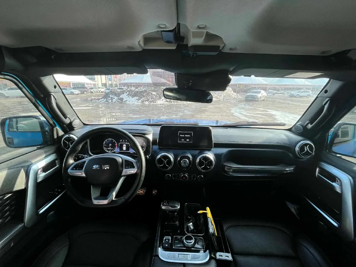 2021 Beijing BJ40 2.0T 163HP L4 8AT,autocango,china used car exporter,china ev exporter,chinese used car exporter,chinese used ev exporter