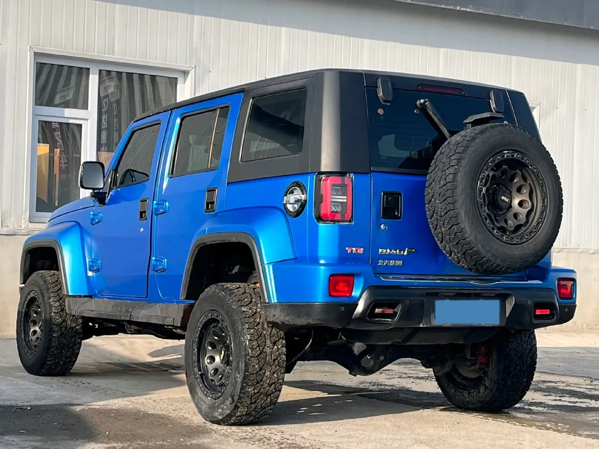 2021 Beijing BJ40 2.0T 163HP L4 8AT,autocango,china used car exporter,china ev exporter,chinese used car exporter,chinese used ev exporter