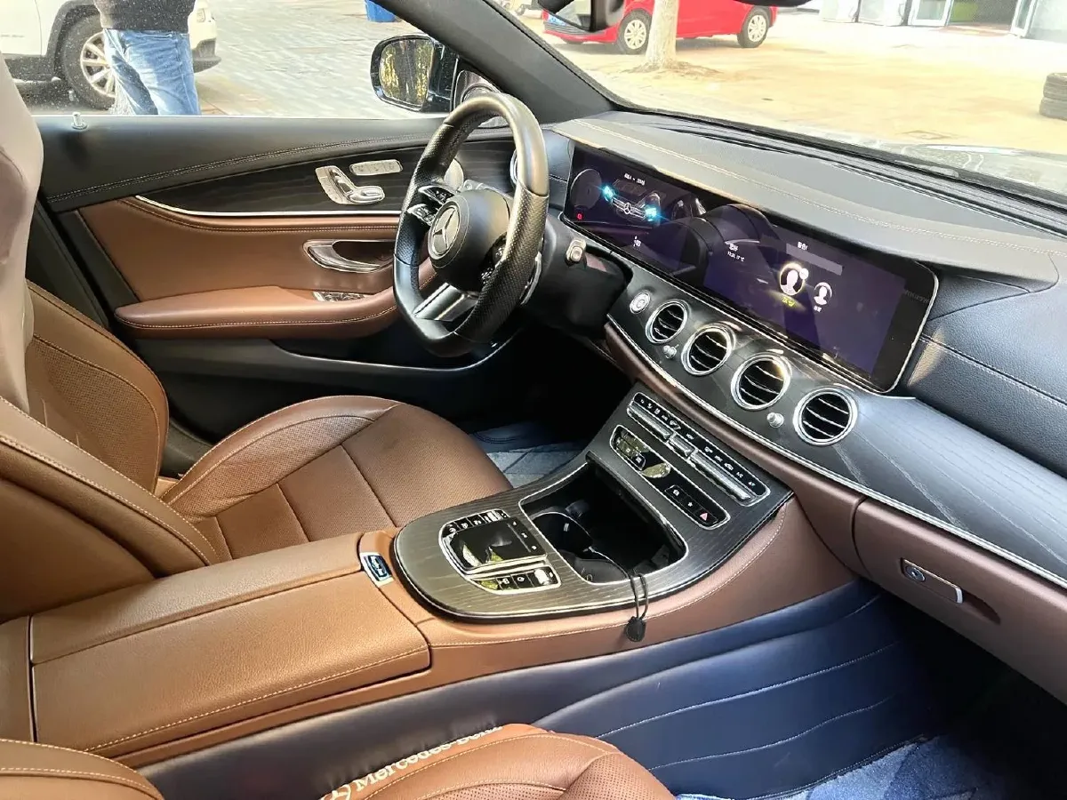 2021 Mercedes-Benz E Class 2.0T 258HP L4 9AT,autocango,china used car exporter,china ev exporter,chinese used car exporter,chinese used ev exporter