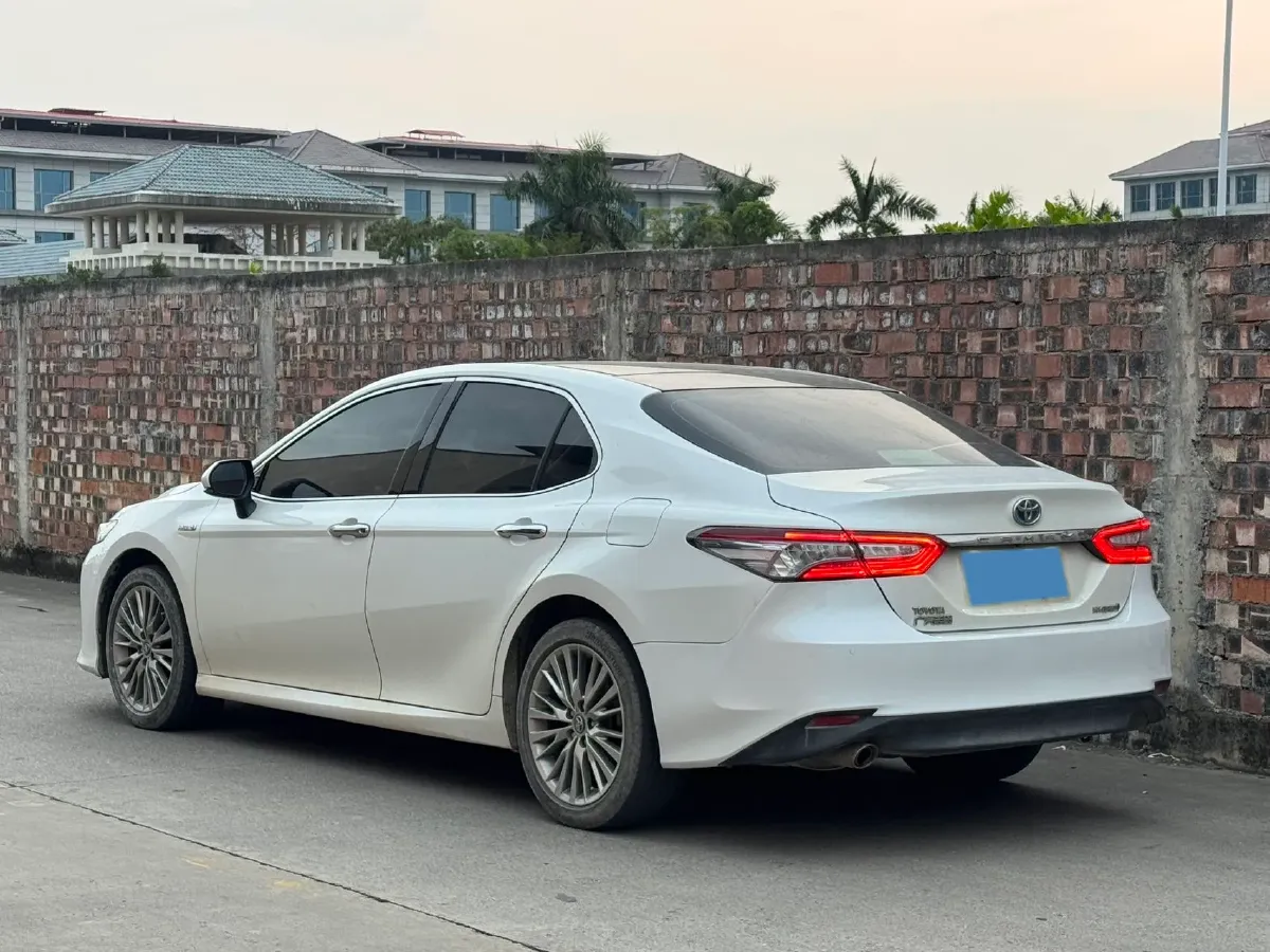 2019 Toyota Camry 2.5L 178HP L4 E-CVT Hybrid,autocango,china used car exporter,china ev exporter,chinese used car exporter,chinese used ev exporter
