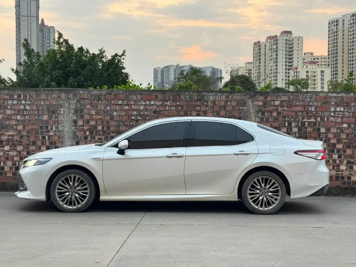 2019 Toyota Camry 2.5L 178HP L4 E-CVT Hybrid,autocango,china used car exporter,china ev exporter,chinese used car exporter,chinese used ev exporter
