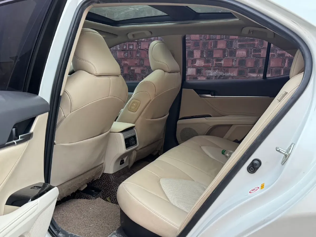 2019 Toyota Camry 2.5L 178HP L4 E-CVT Hybrid,autocango,china used car exporter,china ev exporter,chinese used car exporter,chinese used ev exporter