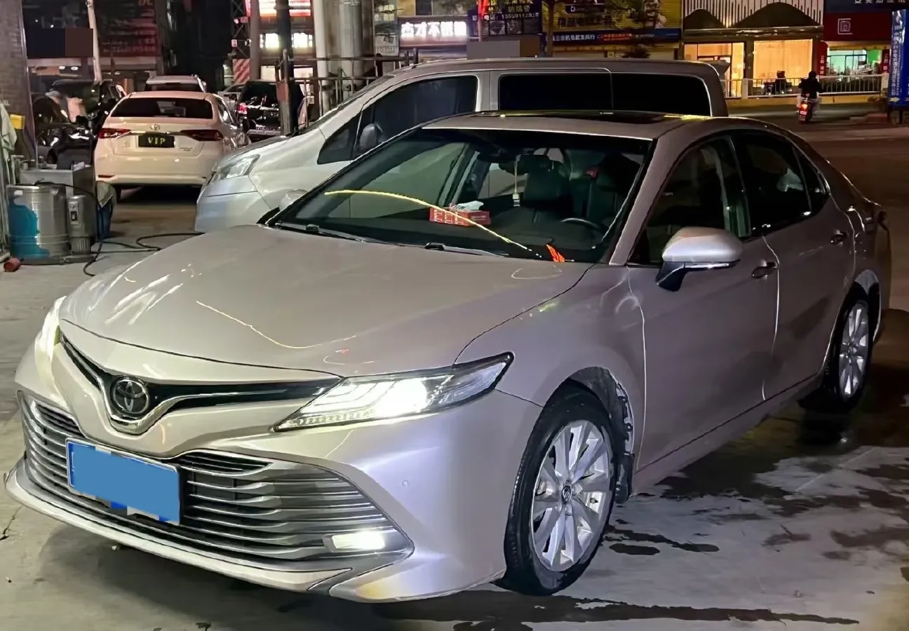 2018 Toyota Camry 2.5L 209HP L4 8AT,autocango,china used car exporter,china ev exporter,chinese used car exporter,chinese used ev exporter