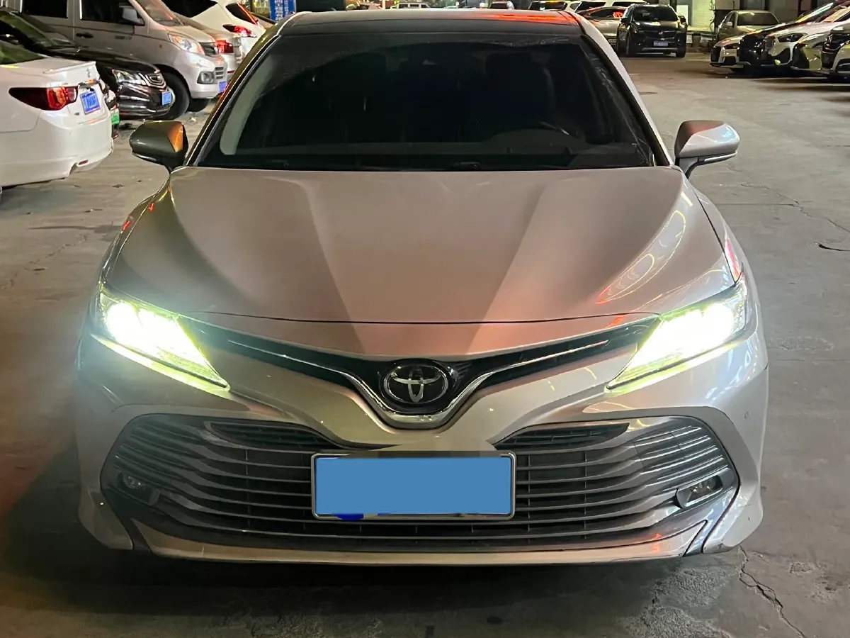 2018 Toyota Camry 2.5L 209HP L4 8AT,autocango,china used car exporter,china ev exporter,chinese used car exporter,chinese used ev exporter