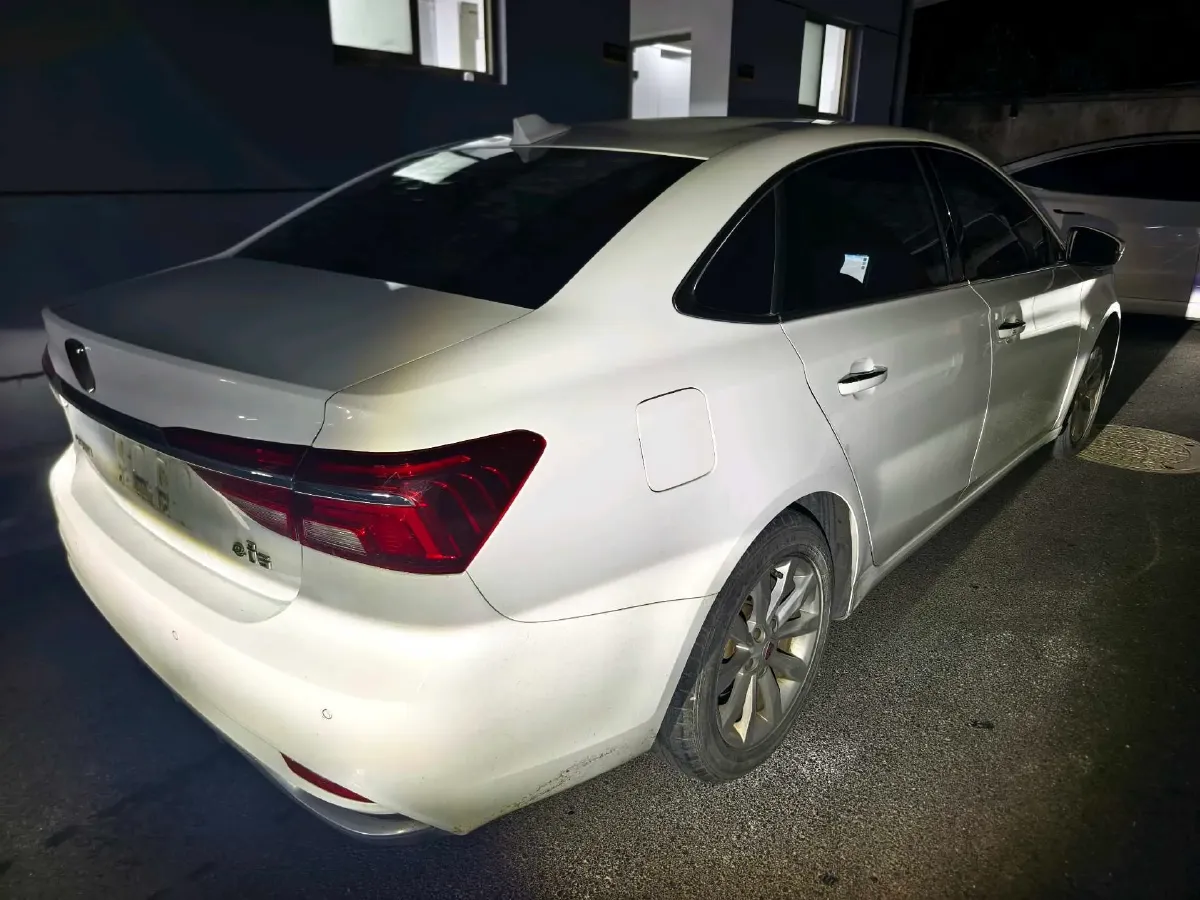 2017 Roewe i6 1.0T 125HP L3 2AT PHEV,autocango,china used car exporter,china ev exporter,chinese used car exporter,chinese used ev exporter