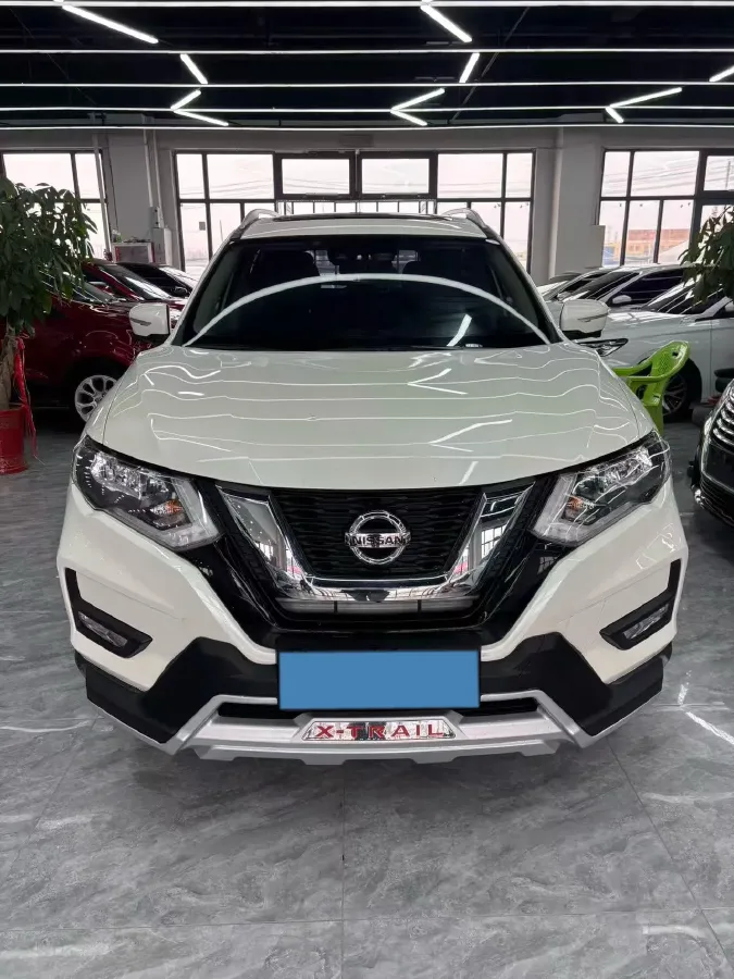 2021 Nissan X-Trail 2.0L 151HP L4 CVT,autocango,china used car exporter,china ev exporter,chinese used car exporter,chinese used ev exporter