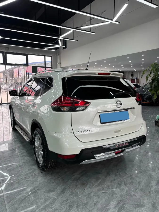 2021 Nissan X-Trail 2.0L 151HP L4 CVT,autocango,china used car exporter,china ev exporter,chinese used car exporter,chinese used ev exporter