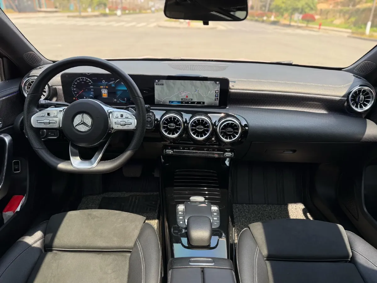2021 Mercedes-Benz A Class 1.3T 163HP L4 7DCT,autocango,china used car exporter,china ev exporter,chinese used car exporter,chinese used ev exporter