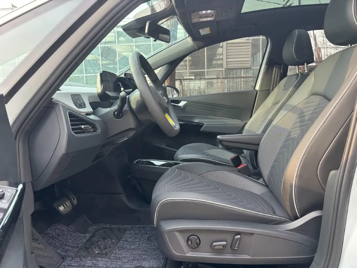 2023 Volkswagen ID.3 BEV 52.8KWH,autocango,china used car exporter,china ev exporter,chinese used car exporter,chinese used ev exporter