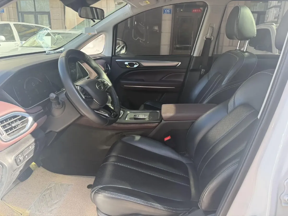 2021 GAC Trumpchi M6 1.5T 169HP L4 7DCT,autocango,china used car exporter,china ev exporter,chinese used car exporter,chinese used ev exporter